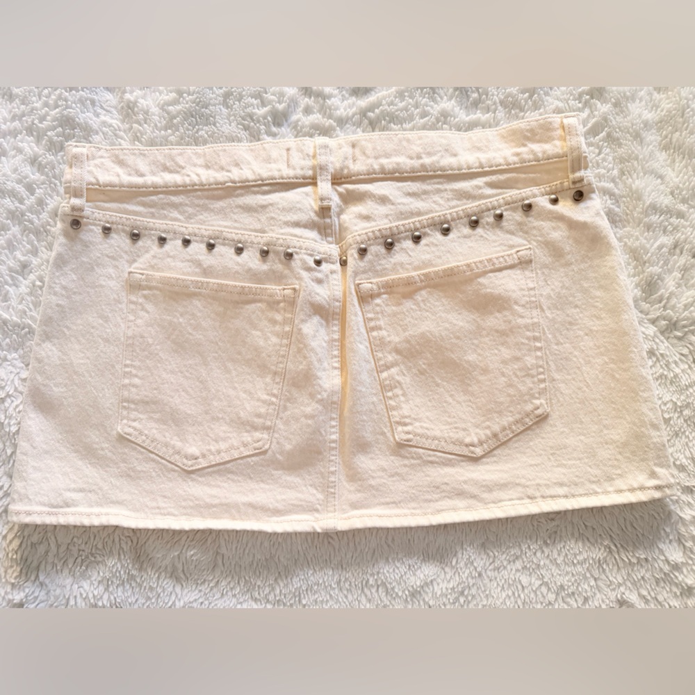 Abercrombie & Fitch Cream Studded Mini Skirt - Picture 4 of 7